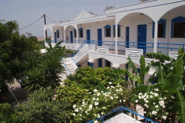 Garden Hotel Пастіда Екстер'єр фото